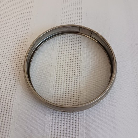 3pc Statement Necklace & Bracelets Set - Picture 8 of 10